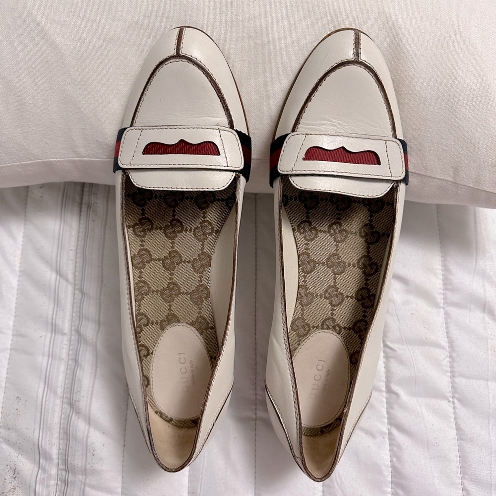 Vintage Gucci White Leather Loafers Size: 8 1/2